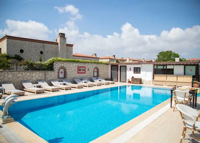 Teddy מלון אלאקאטי